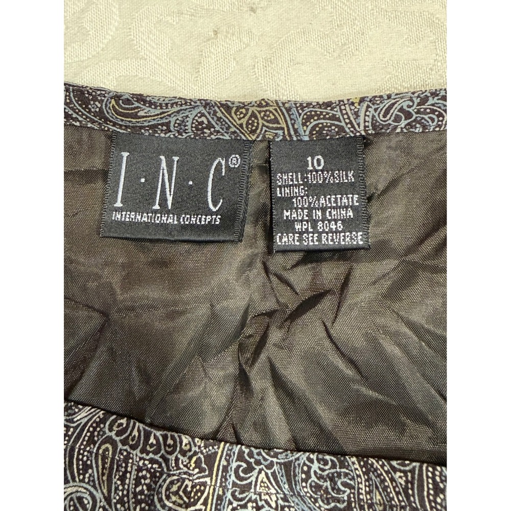 INC International Concepts Silk Paisley Skirt Womens 10 Black Ruffle Hem Preppy - Picture 3 of 8